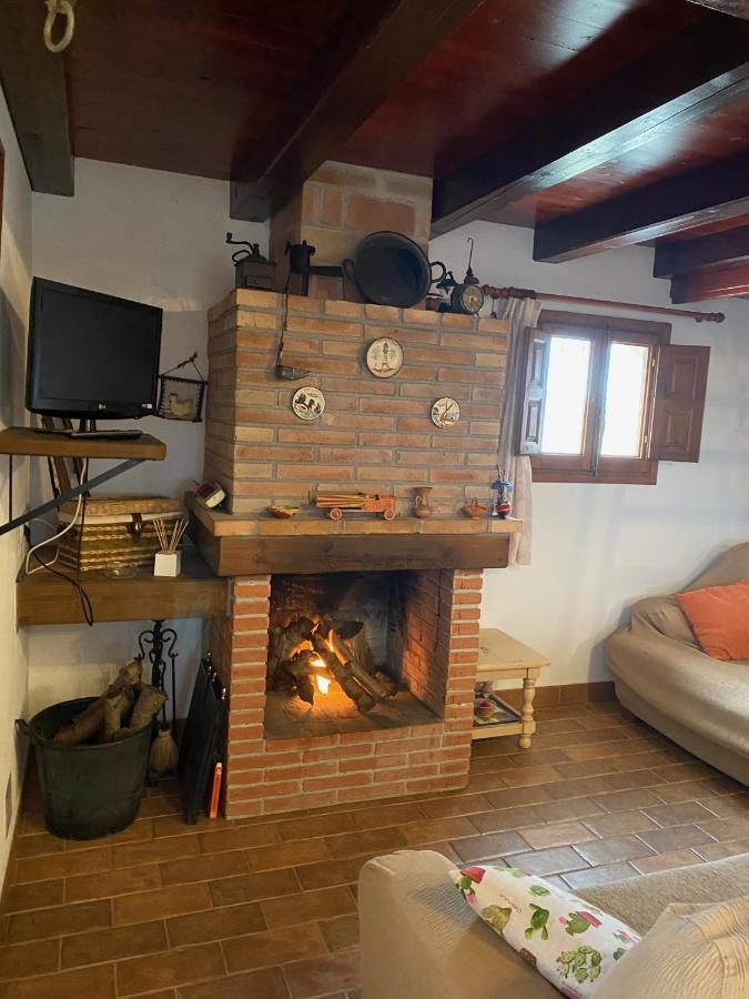 Caseta Les Creus Riumar Exteriér fotografie